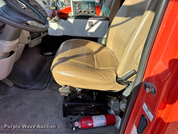 image for item NU9364 2006 Sterling LT7500 dump truck