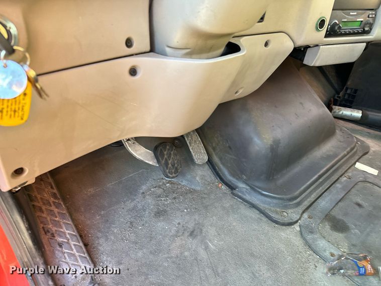 image for item NU9364 2006 Sterling LT7500 dump truck