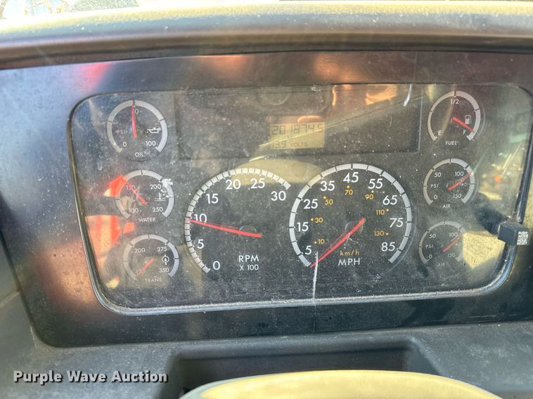 image for item NU9364 2006 Sterling LT7500 dump truck