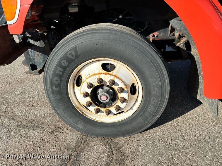 image for item NU9364 2006 Sterling LT7500 dump truck