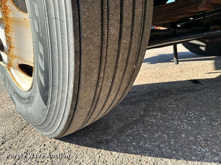 image for item NU9364 2006 Sterling LT7500 dump truck