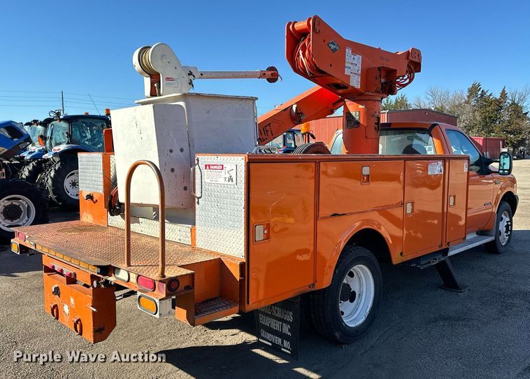 image for item NU9367 2000 Ford F550 bucket truck