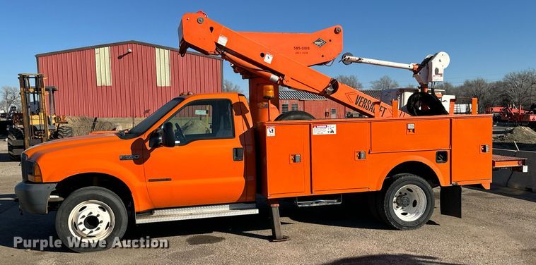 image for item NU9367 2000 Ford F550 bucket truck