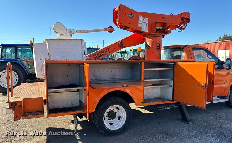 image for item NU9367 2000 Ford F550 bucket truck