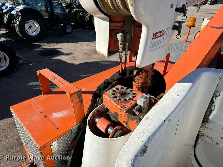 image for item NU9367 2000 Ford F550 bucket truck