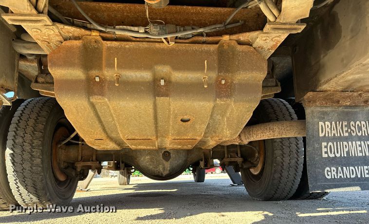 image for item NU9367 2000 Ford F550 bucket truck