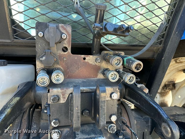 image for item NU9368 2012 New Holland T5070 MFWD tractor