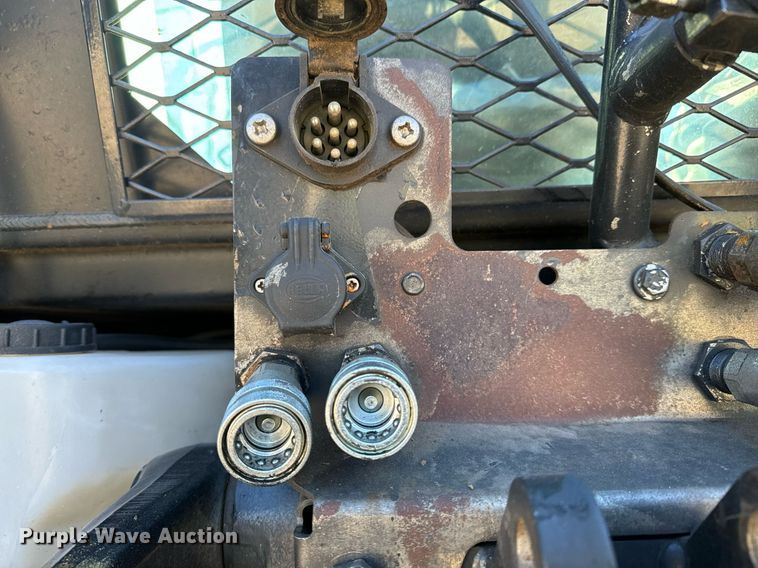 image for item NU9368 2012 New Holland T5070 MFWD tractor