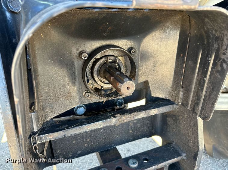 image for item NU9368 2012 New Holland T5070 MFWD tractor