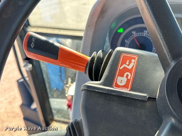 image for item NU9368 2012 New Holland T5070 MFWD tractor