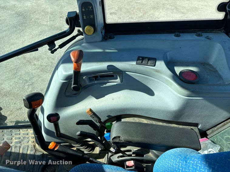 image for item NU9368 2012 New Holland T5070 MFWD tractor