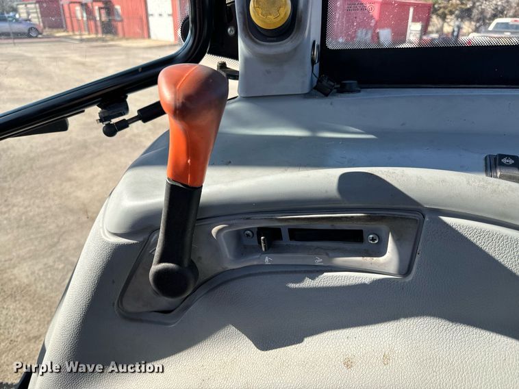 image for item NU9368 2012 New Holland T5070 MFWD tractor