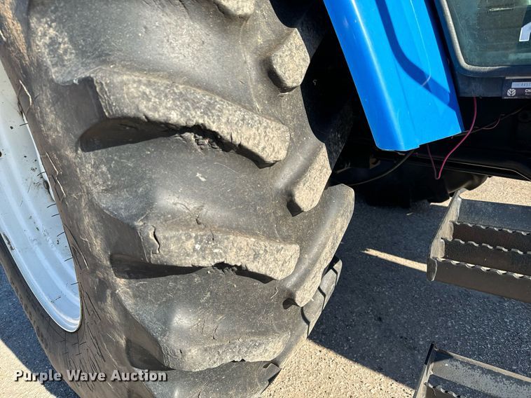 image for item NU9368 2012 New Holland T5070 MFWD tractor