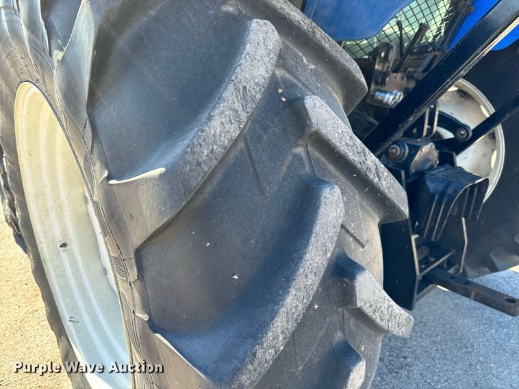 image for item NU9368 2012 New Holland T5070 MFWD tractor