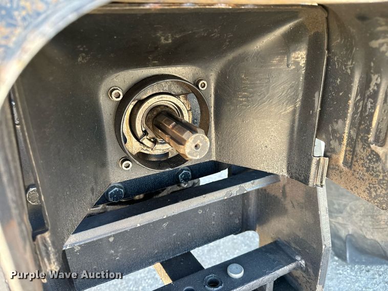 image for item NU9369 2012 New Holland T-5070 MFWD tractor