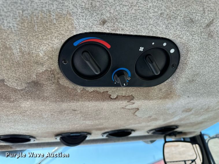 image for item NU9369 2012 New Holland T-5070 MFWD tractor