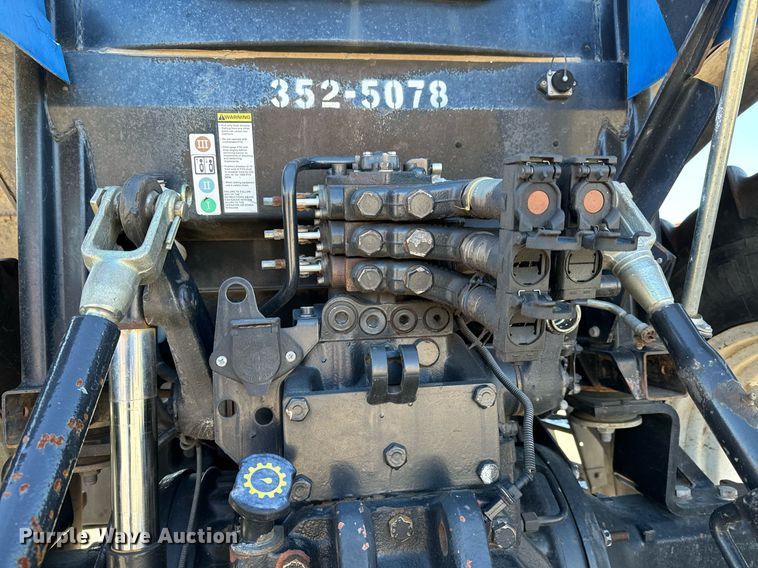 image for item NU9370 2008 New Holland T-6020 tractor