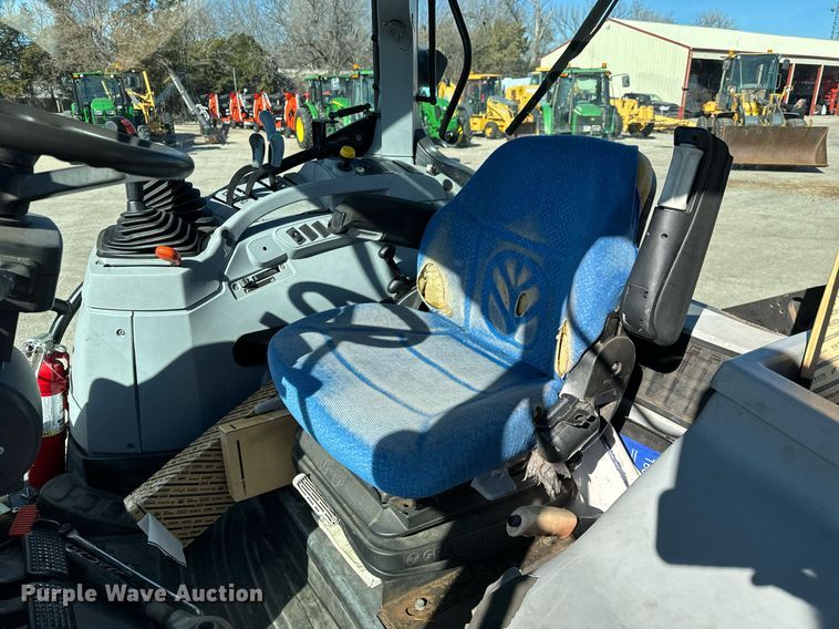 image for item NU9370 2008 New Holland T-6020 tractor