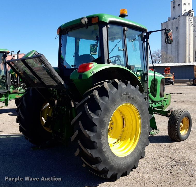 image for item NU9371 2007 John Deere 6415 tractor