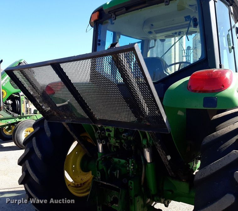 image for item NU9371 2007 John Deere 6415 tractor