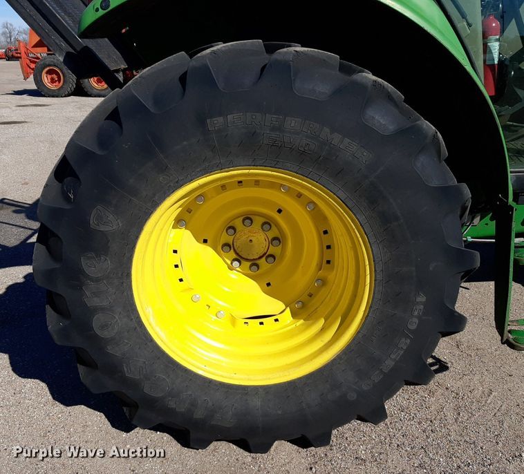 image for item NU9371 2007 John Deere 6415 tractor