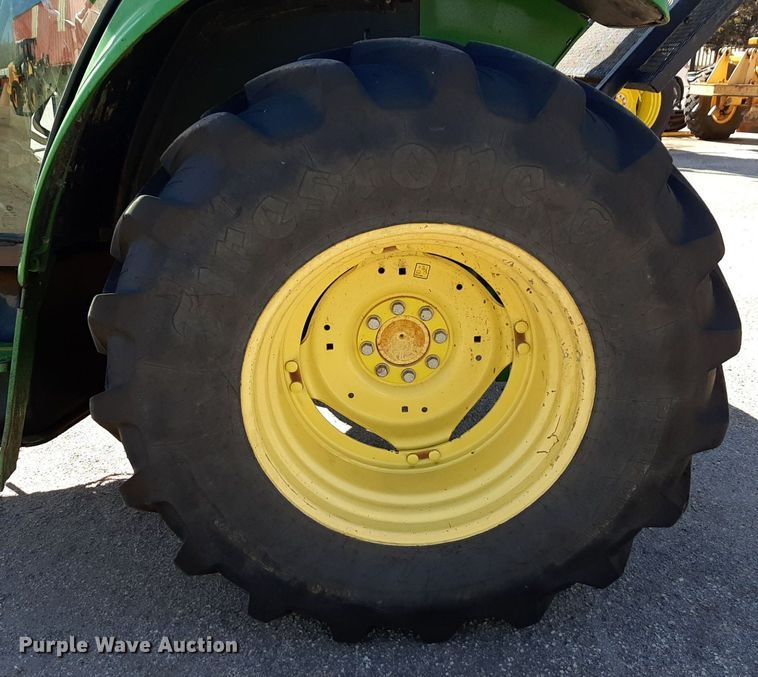 image for item NU9371 2007 John Deere 6415 tractor