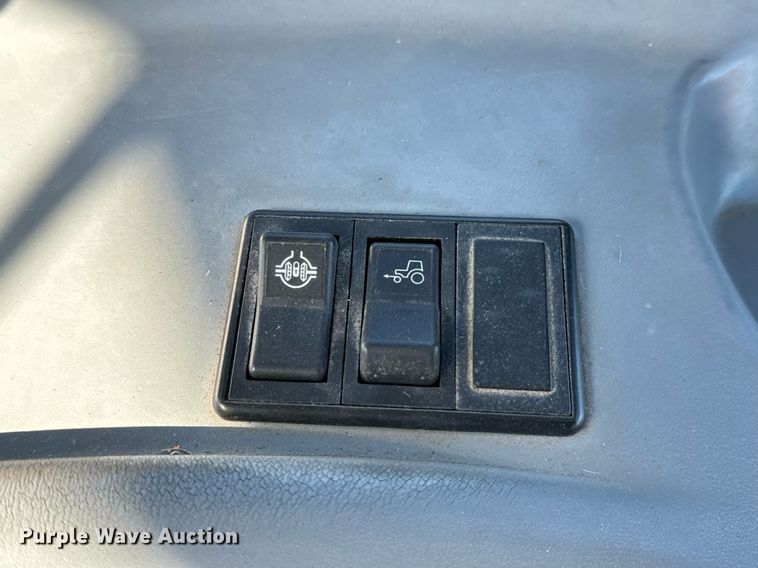 image for item NU9372 2012 New Holland T-5070 MFWD tractor