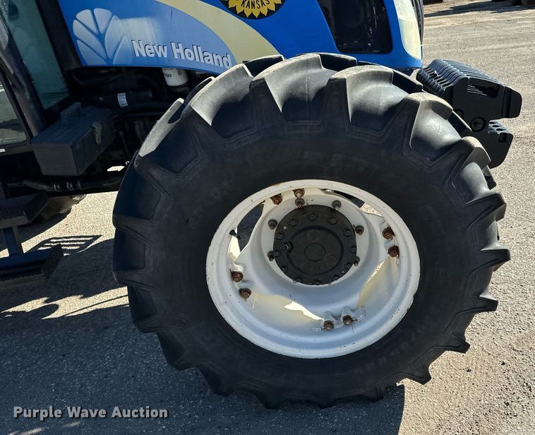 image for item NU9372 2012 New Holland T-5070 MFWD tractor