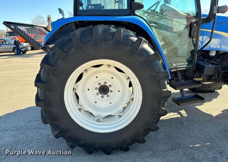 image for item NU9372 2012 New Holland T-5070 MFWD tractor
