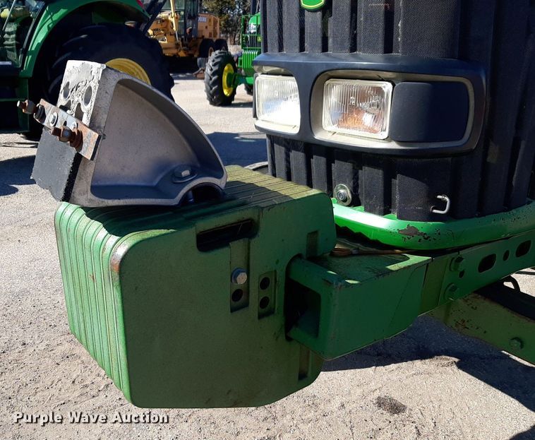 image for item NU9373 2005 John Deere 6415 tractor