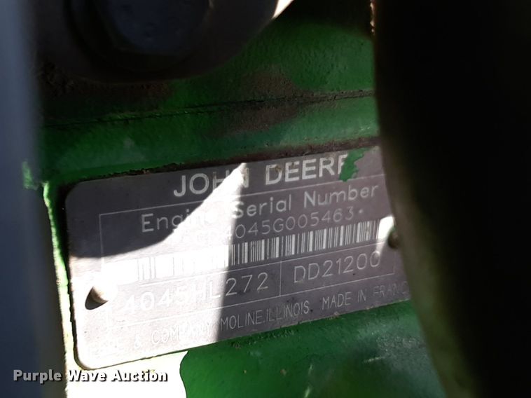 image for item NU9373 2005 John Deere 6415 tractor