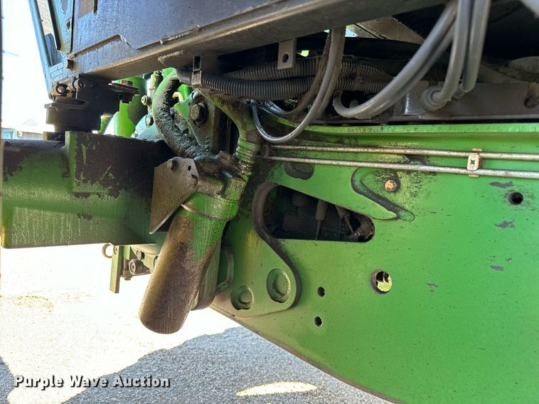 image for item NU9374 2007 John Deere 6415 tractor