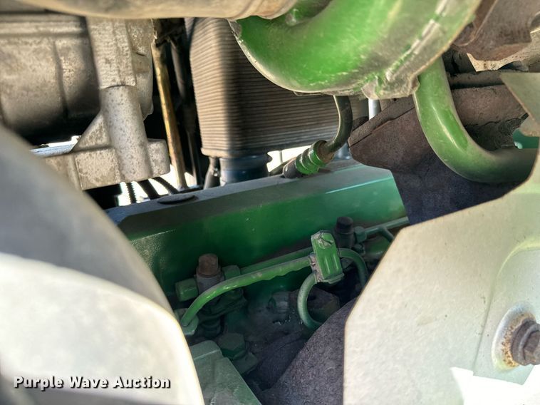 image for item NU9374 2007 John Deere 6415 tractor