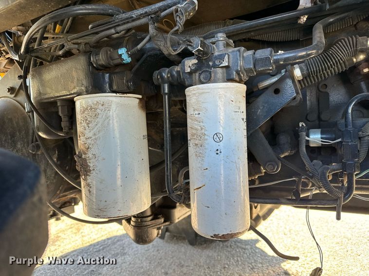 image for item NU9375 2008 New Holland T-6020 tractor