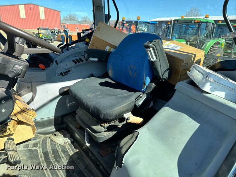 image for item NU9375 2008 New Holland T-6020 tractor