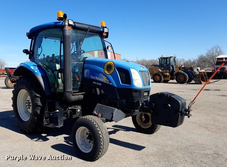 image for item NU9376 2008 New Holland T-6020 tractor