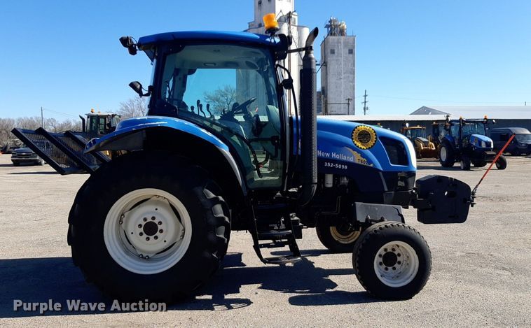 image for item NU9376 2008 New Holland T-6020 tractor