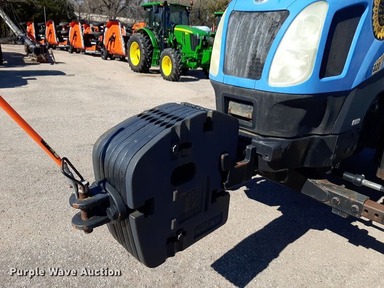 image for item NU9376 2008 New Holland T-6020 tractor