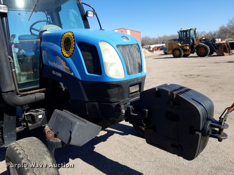 image for item NU9376 2008 New Holland T-6020 tractor