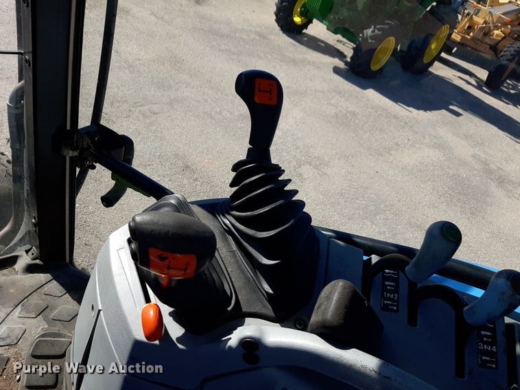 image for item NU9376 2008 New Holland T-6020 tractor