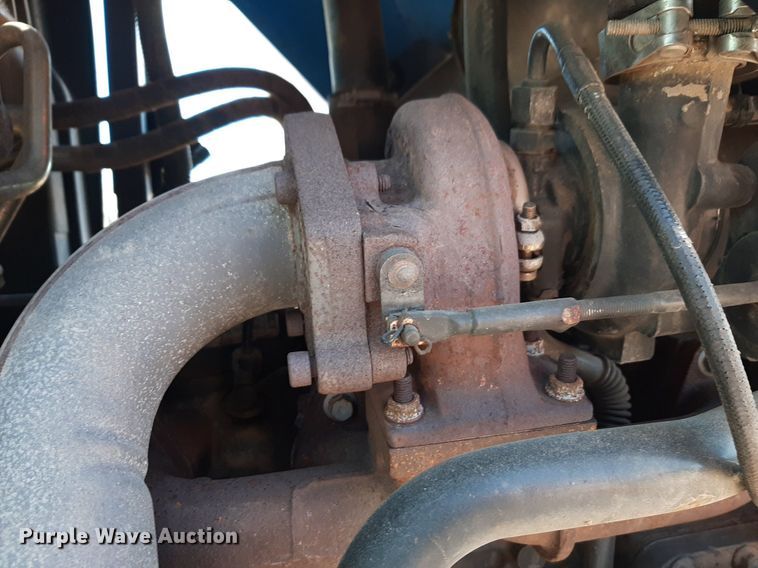 image for item NU9376 2008 New Holland T-6020 tractor