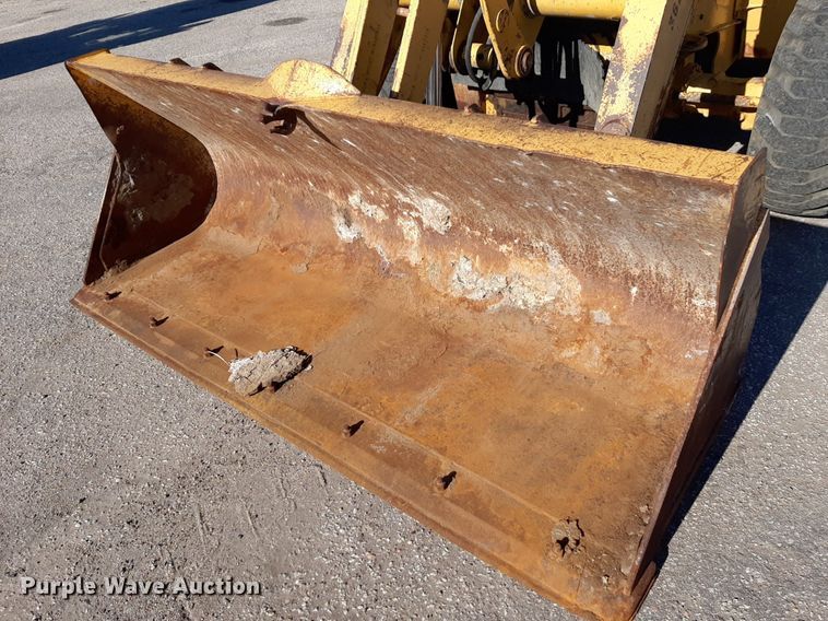 image for item NU9377 2005 John Deere 310G backhoe