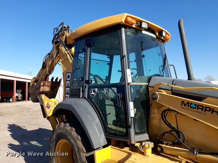 image for item NU9377 2005 John Deere 310G backhoe