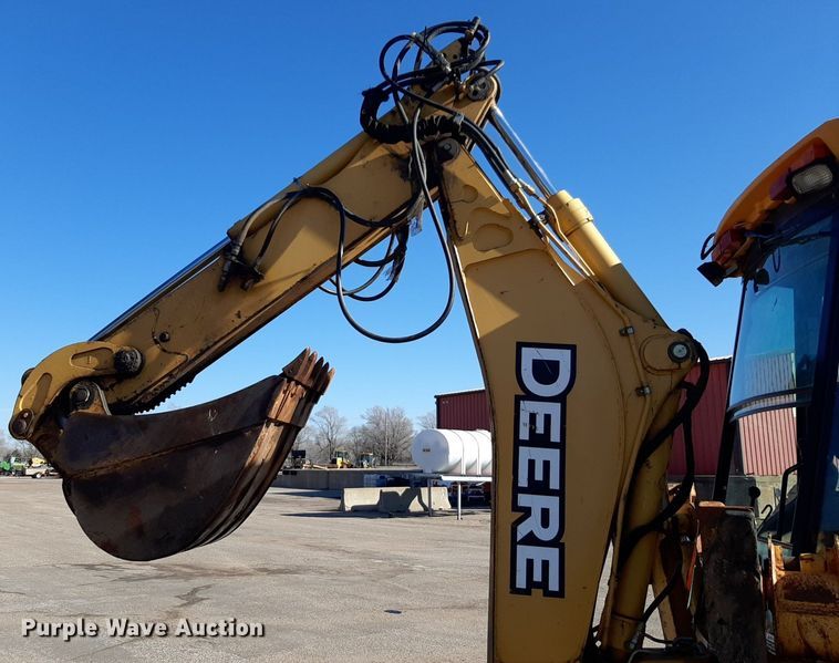 image for item NU9377 2005 John Deere 310G backhoe