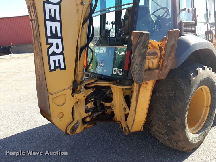 image for item NU9377 2005 John Deere 310G backhoe