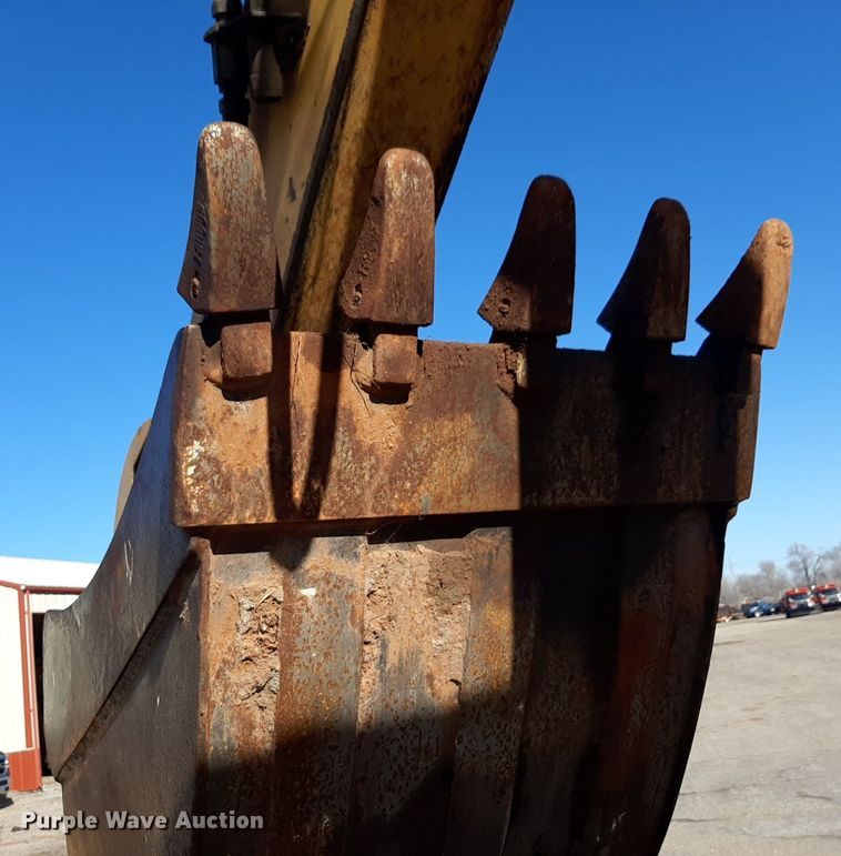 image for item NU9377 2005 John Deere 310G backhoe