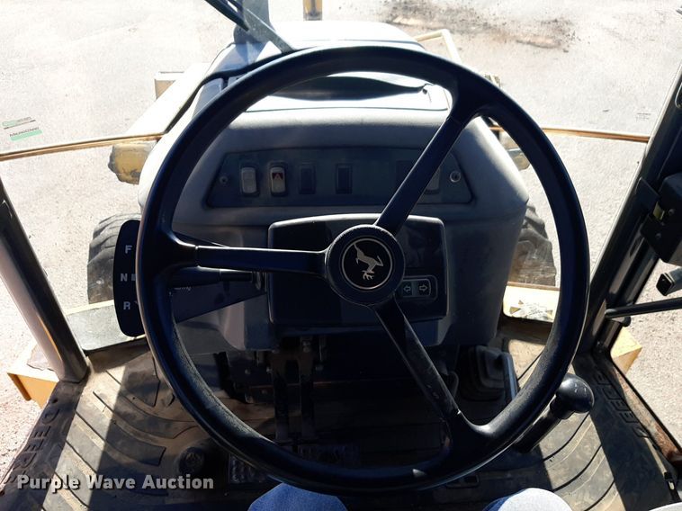 image for item NU9377 2005 John Deere 310G backhoe