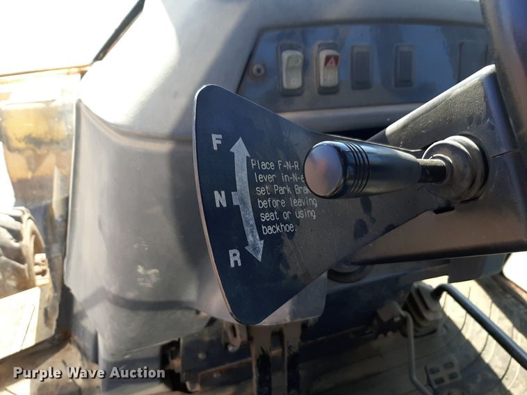 image for item NU9377 2005 John Deere 310G backhoe