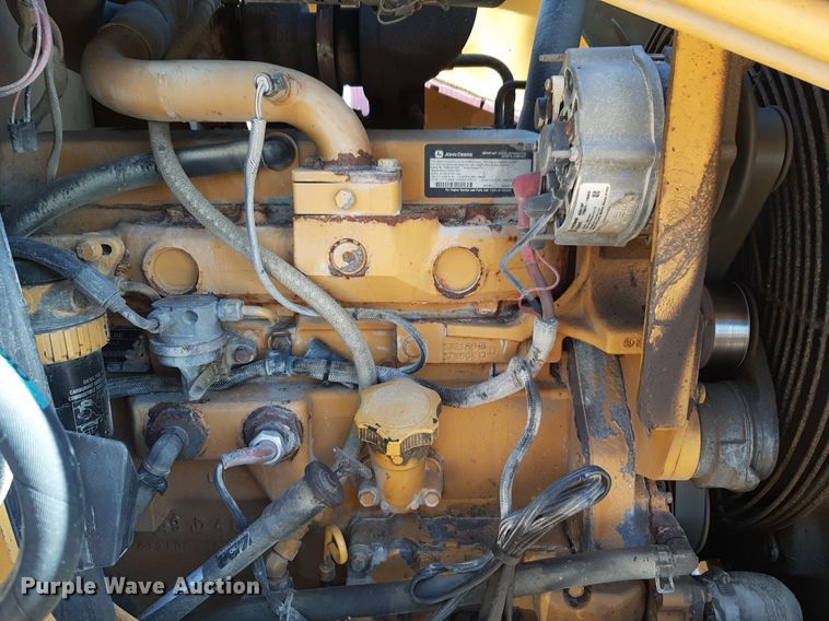 image for item NU9377 2005 John Deere 310G backhoe