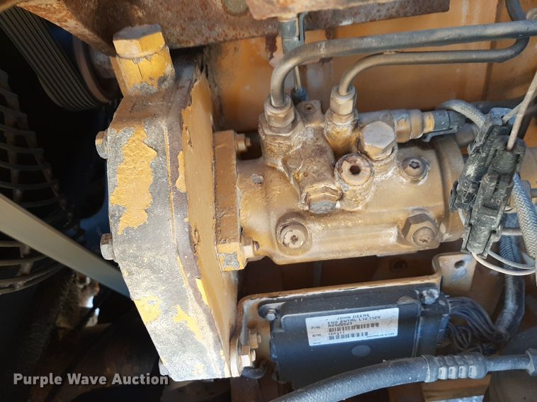 image for item NU9377 2005 John Deere 310G backhoe